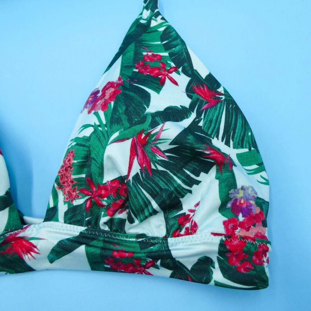 Victorias Secret Medium Green Floral Triangle Halter Padded Bikini‎ Top Swimwear